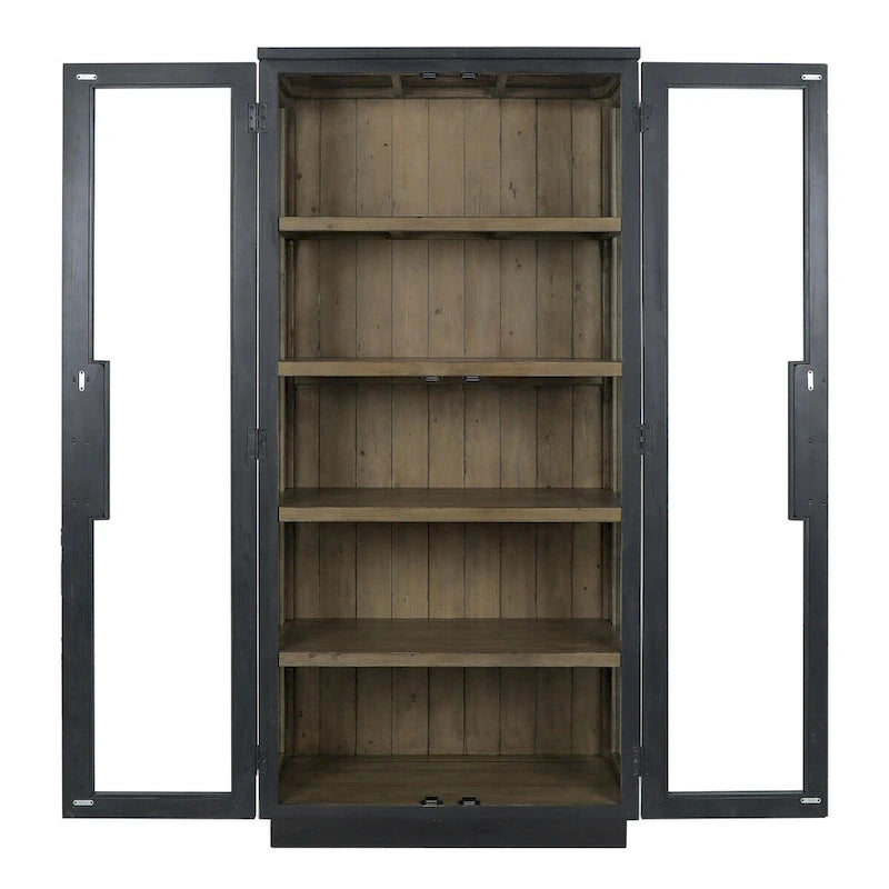 Armoire en pin récupéré